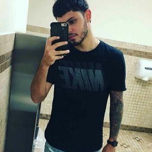 Meet your Posher, Jose